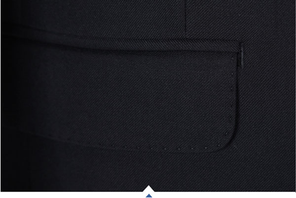 兩?？坌奚戆嬲b定做西服插袋細節特寫圖